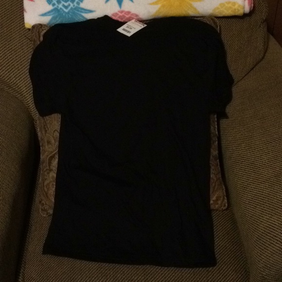 Shirt - Picture 4 of 4